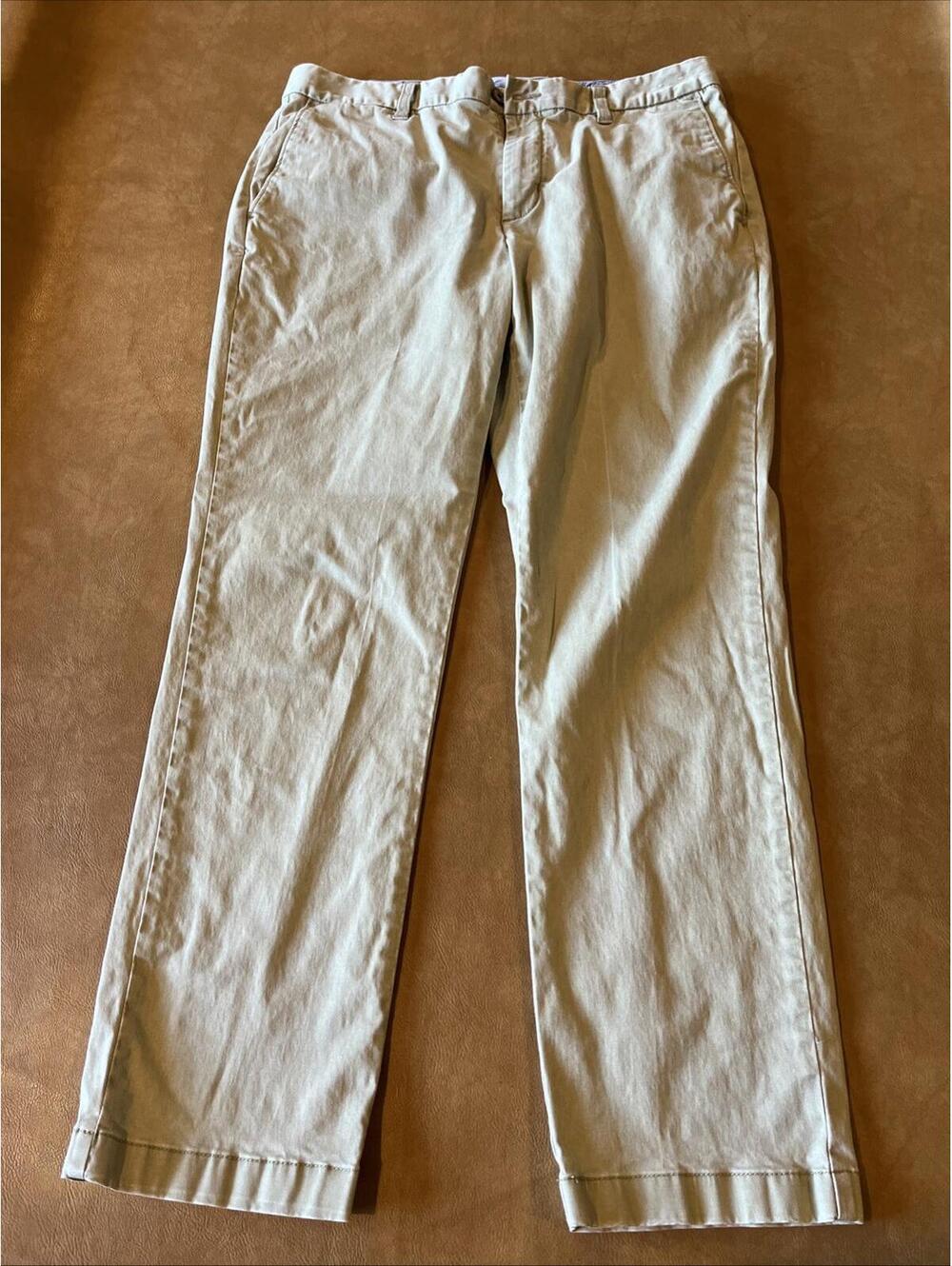 Men's Classic Straight Fit Khaki Pants